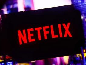 Netflix公司第三季度收益强劲，盘前交易上涨5%